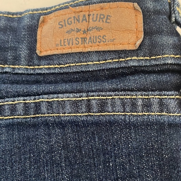 Signature Levi Strauss & Co Modern Skinny Shorts Sz 14 - 32W - Picture 6 of 7